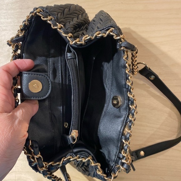 Cato Mini Shoulder Bag (IT) - Picture 9 of 9